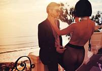 Robert Pattinson & Naked Models